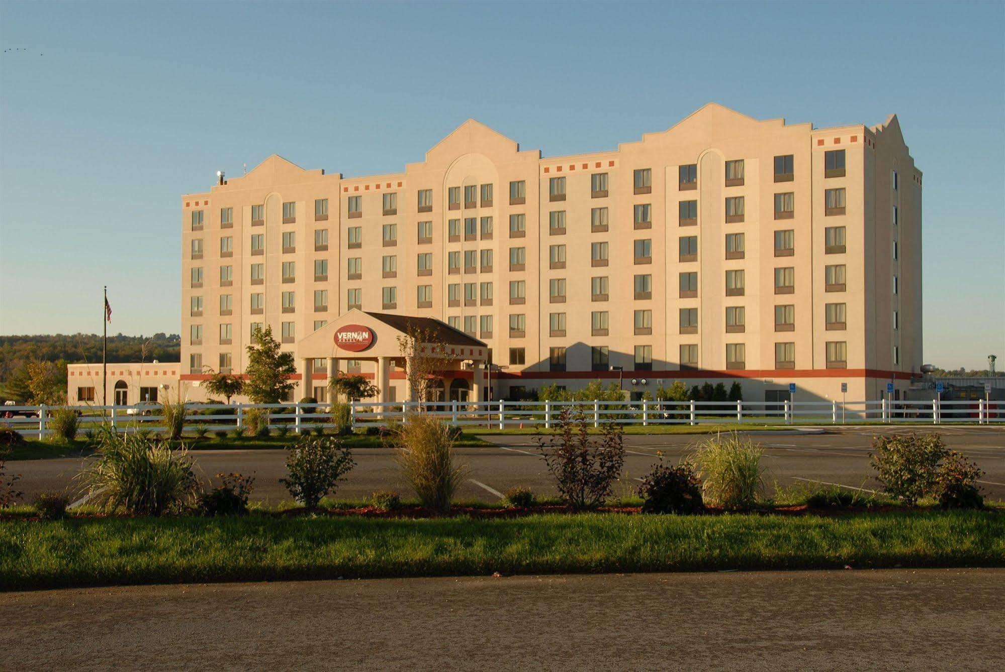 Vernon Downs Casino And Hotel Eksteriør billede